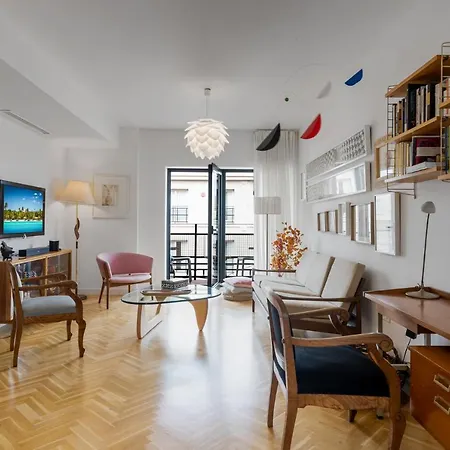 Soho 2 Bedrooms Next To The Malaga